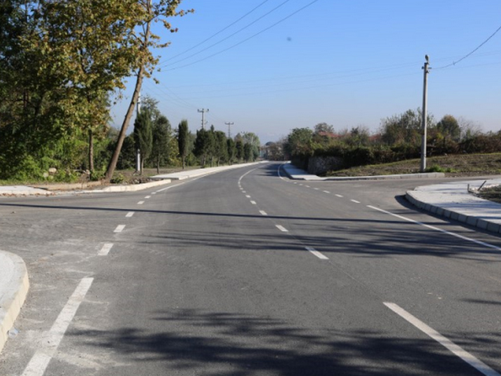 Sapanca daki Muhtelif Cadde ve Sokaklarında Asfalt Yapım İşi